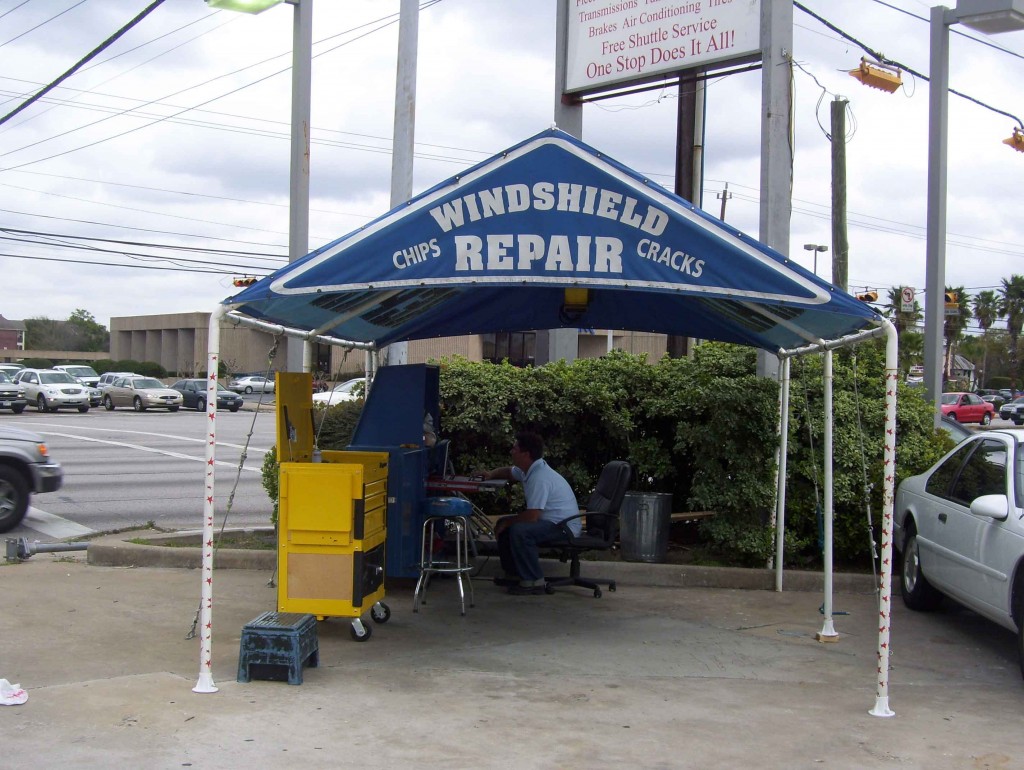 Windshield Houston (832) 3357386 Windshield Repair Crack